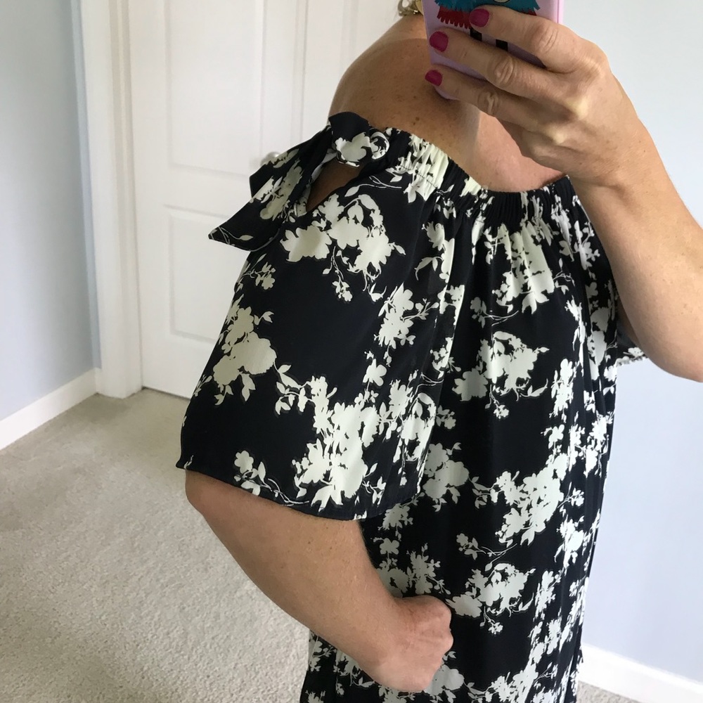 Navy Off the Shoulder Dress - Picture 3 of 8